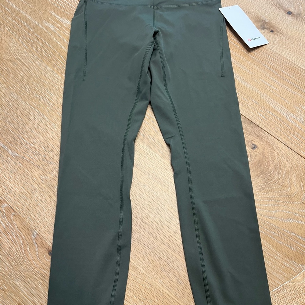 New with tags Lululmeon athletica Green Leggings